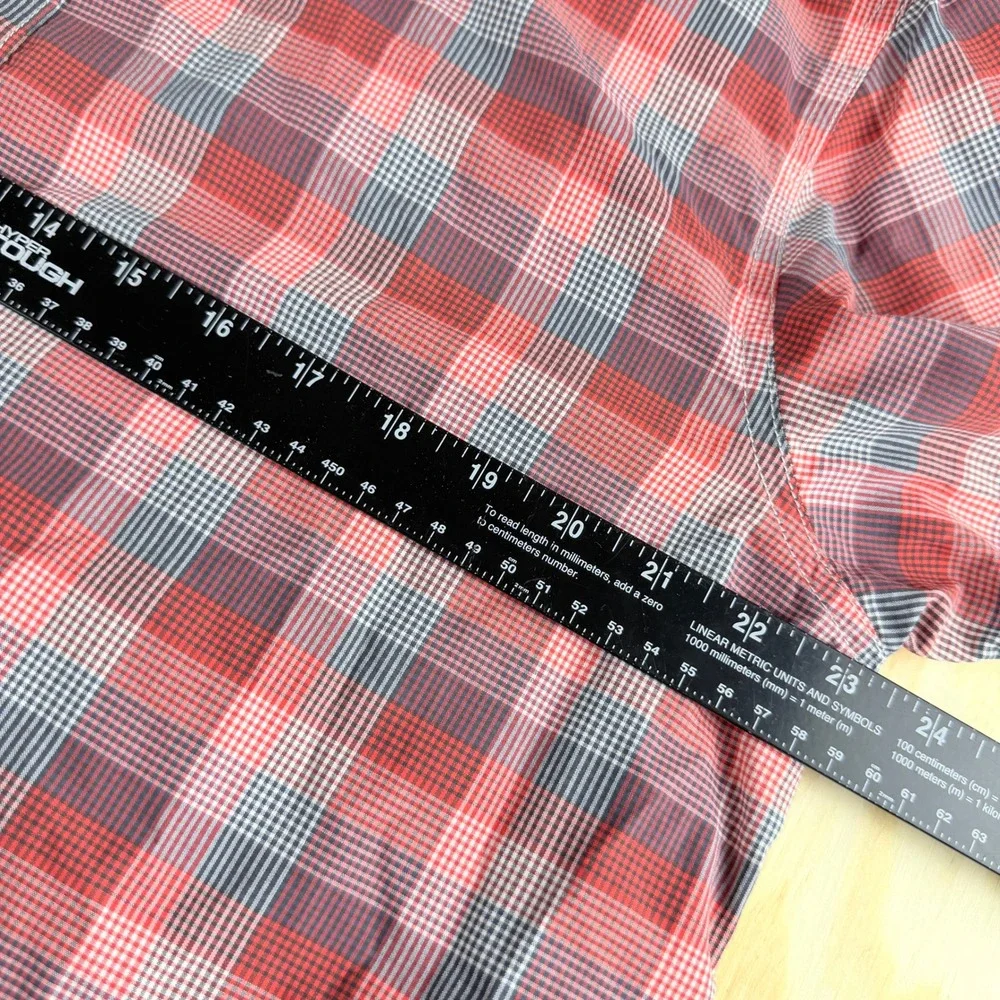 The North Face Mens XL Plaid Short Sleeve Button Down Shirt Red Blue‎ White